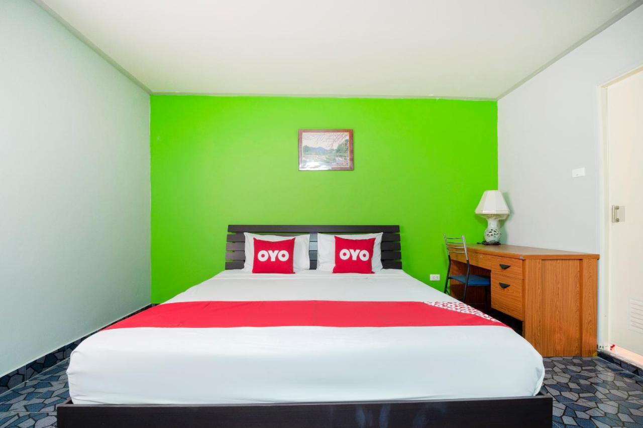 Oyo 663 Green Beach Room Pattaya Esterno foto