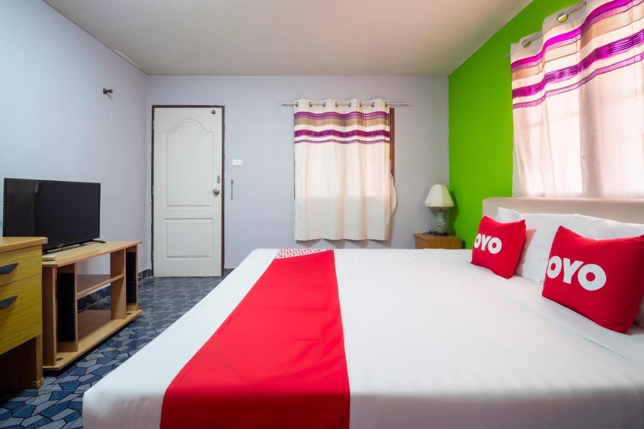 Oyo 663 Green Beach Room Pattaya Esterno foto