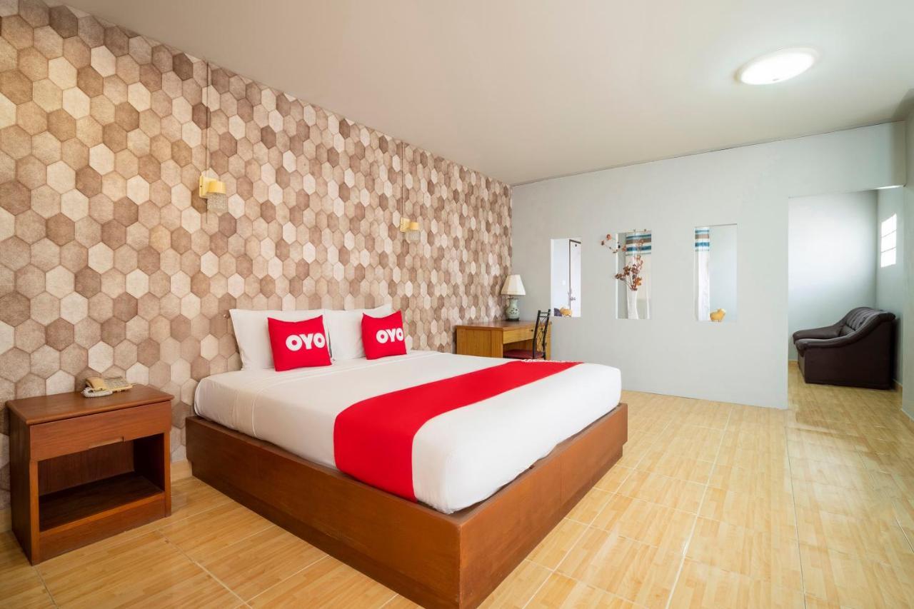 Oyo 663 Green Beach Room Pattaya Esterno foto