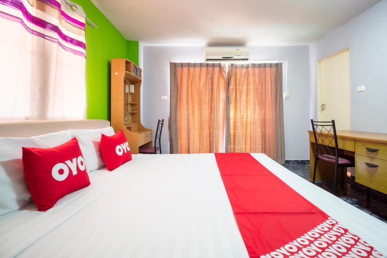 Oyo 663 Green Beach Room Pattaya Esterno foto