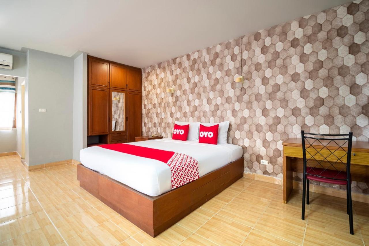 Oyo 663 Green Beach Room Pattaya Esterno foto
