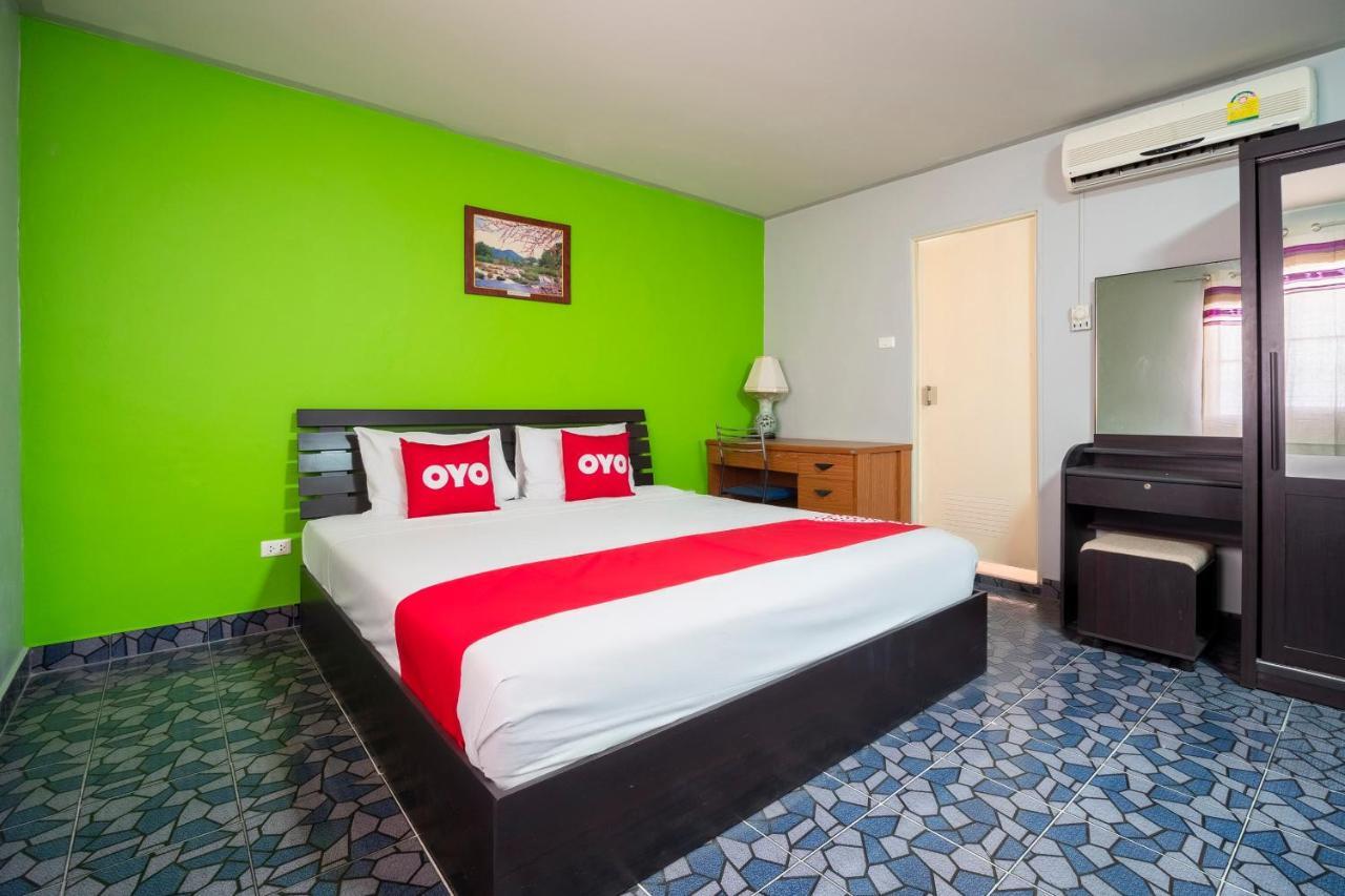 Oyo 663 Green Beach Room Pattaya Esterno foto