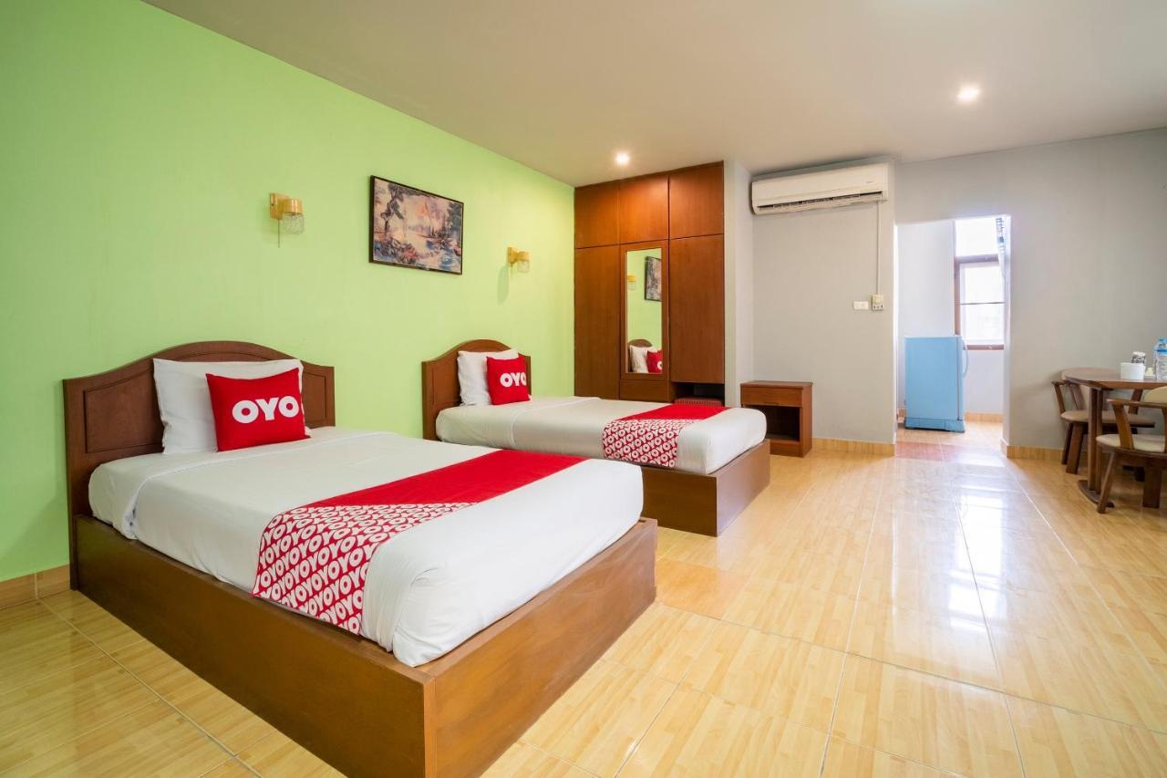 Oyo 663 Green Beach Room Pattaya Esterno foto