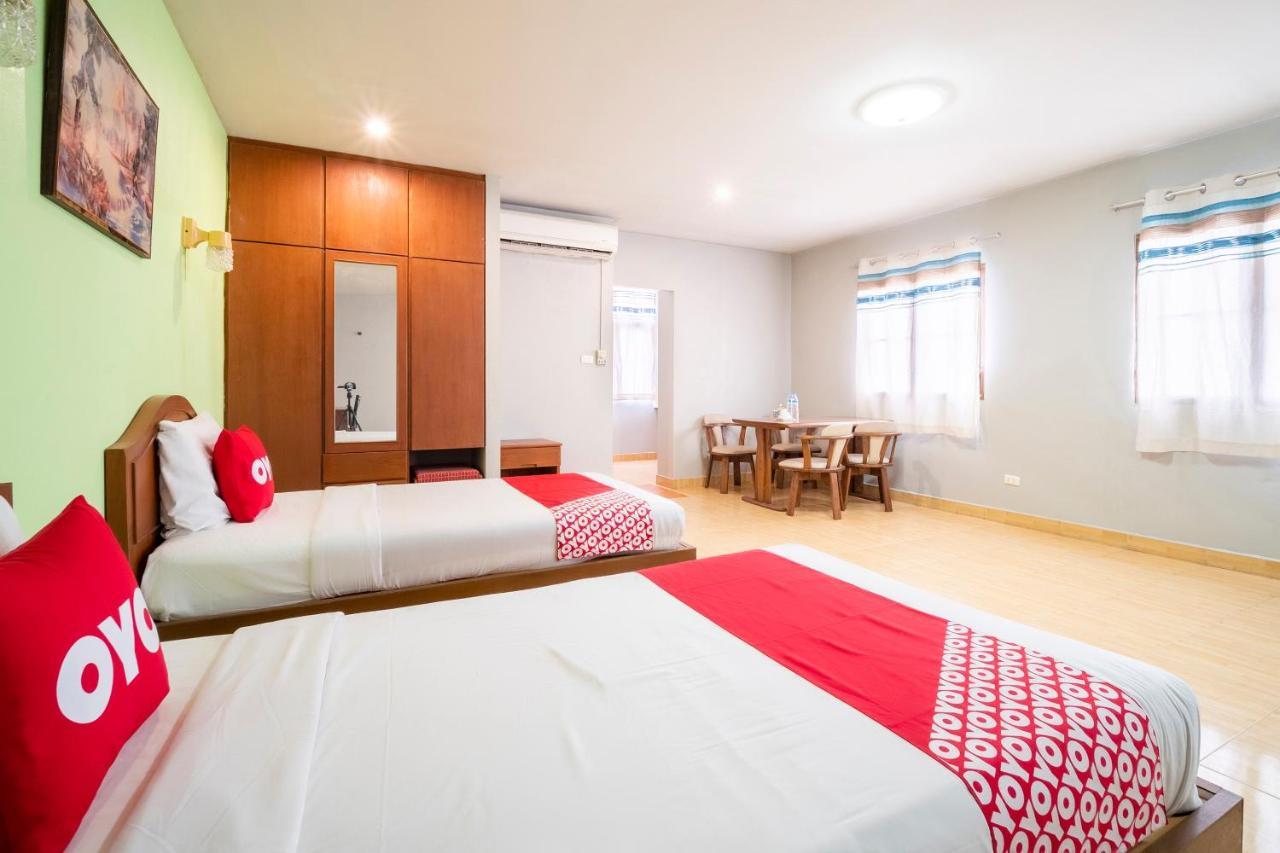 Oyo 663 Green Beach Room Pattaya Esterno foto